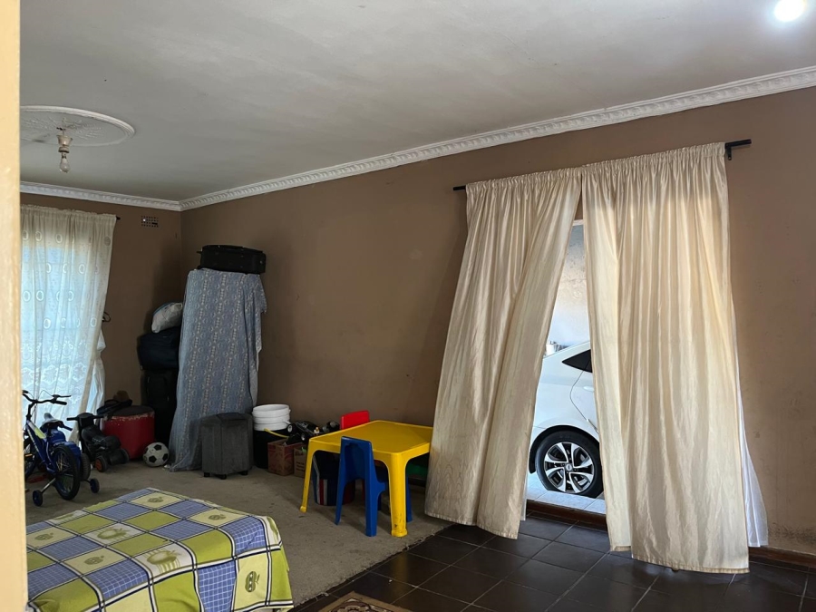 Bedroom Property for Sale in Cravenby Western Cape